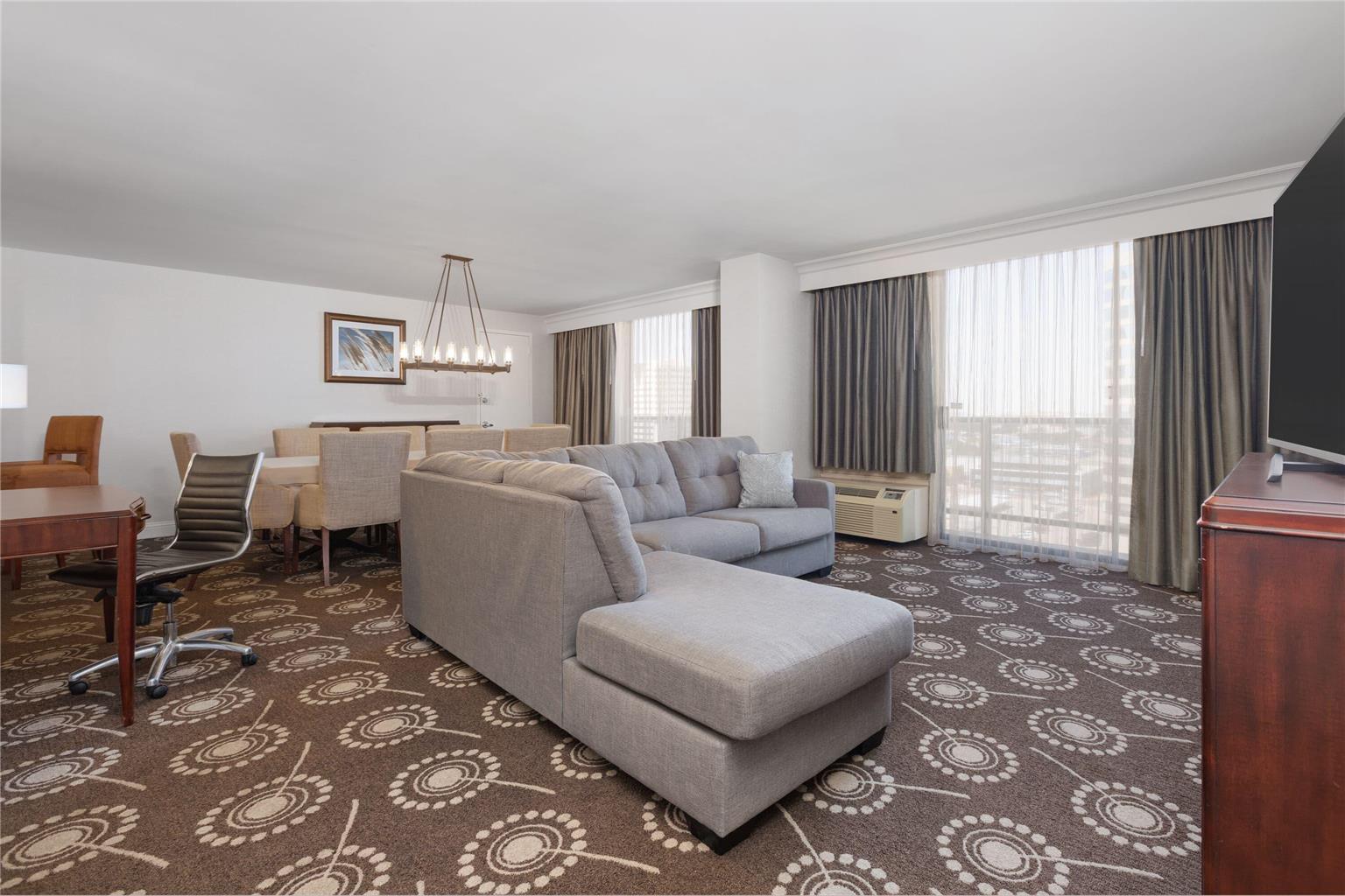 Wyndham Midland Downtown - photo 23
