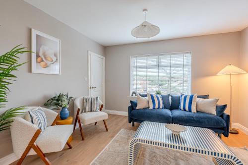 Bella Vista — Whitby