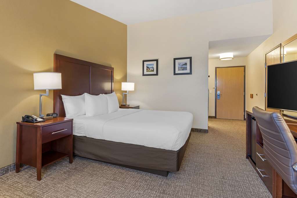 Comfort Inn Marina on the Monterey Bay - photo 12
