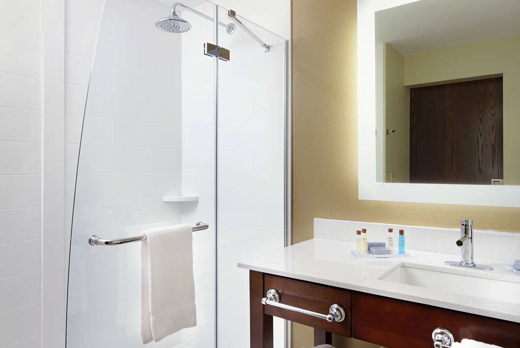 Hawthorn Suites by Wyndham Bridgeport Clarksburg - photo 15
