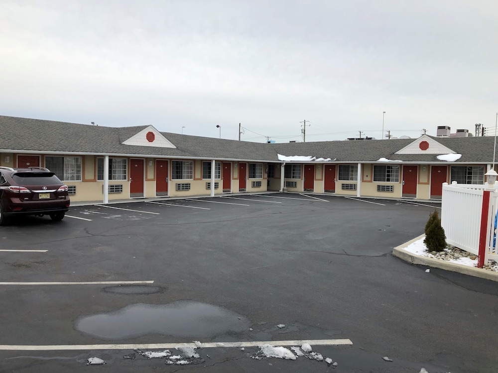 The Aventis Inn - photo 15