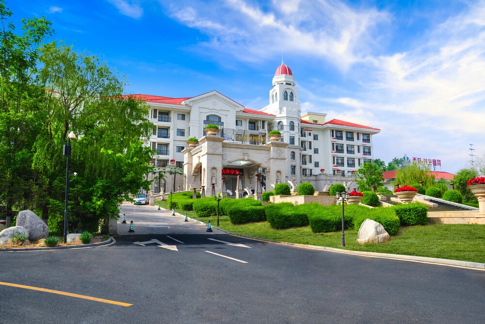 Country Garden Phoenix Hotel Haicheng in Anshan, People's Republic of China