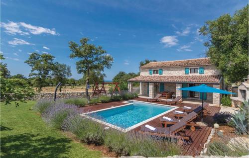 Lovely Home In Bale With Wifi — 4-Star Luxury Hotel in Bale, Croatia
