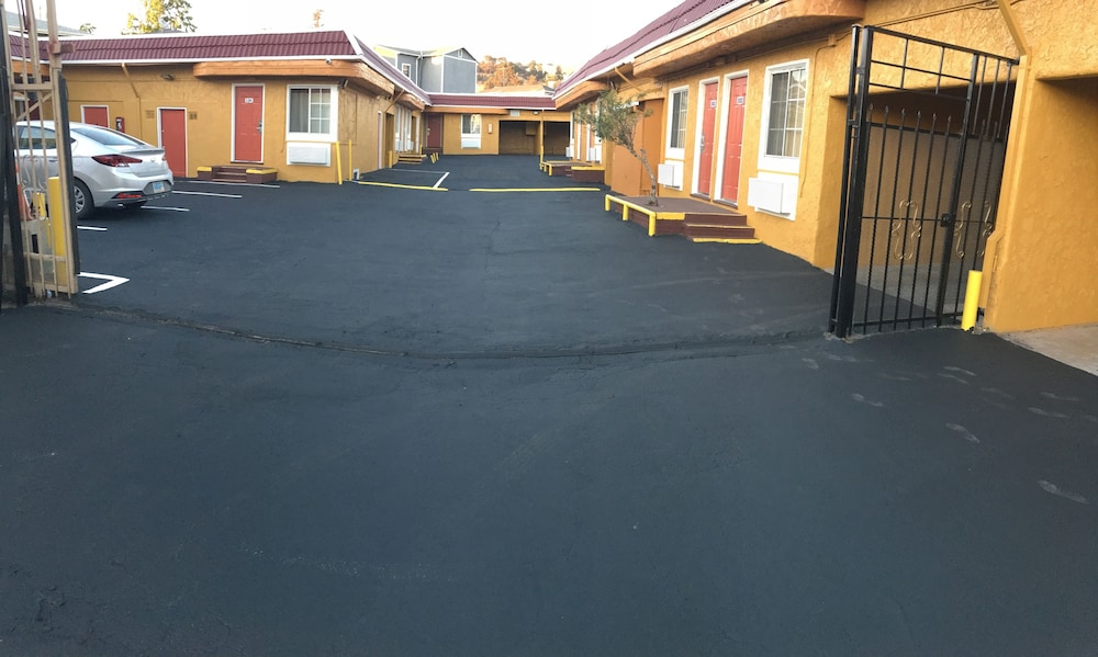 Harris Motel - photo 65
