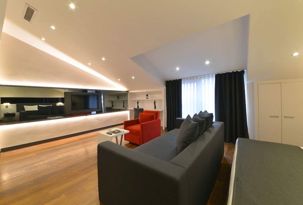 Nish Suites Besiktas — 4-Star Luxury Hotel in Istanbul, Turkey