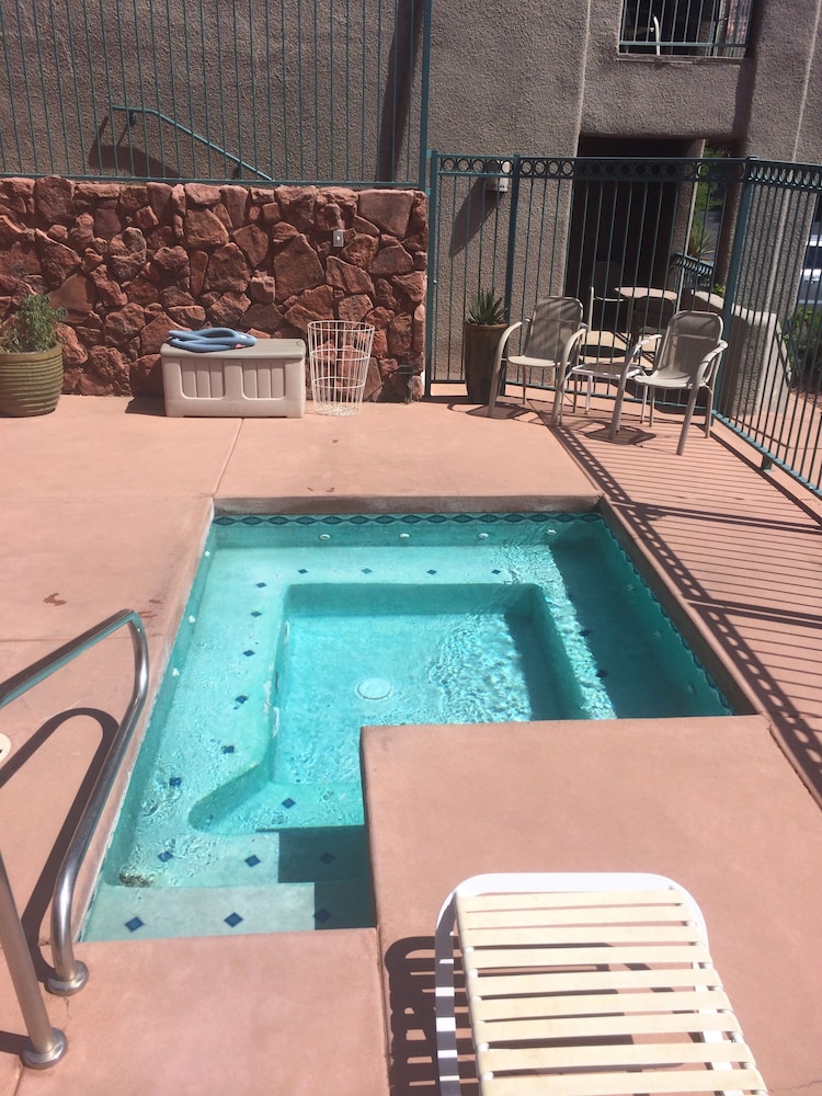 Southwest Inn at Sedona - photo 37