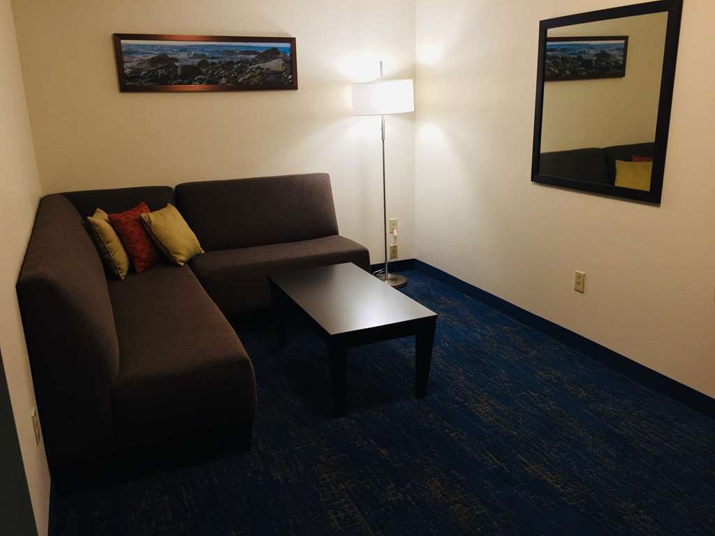 Best Western Plus Portland Airport Hotel & Suites - photo 14