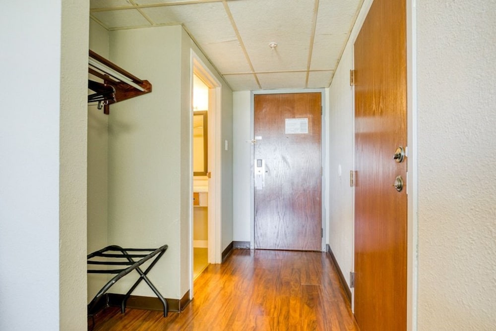 FairBridge Inn Express Monroe City - photo 11