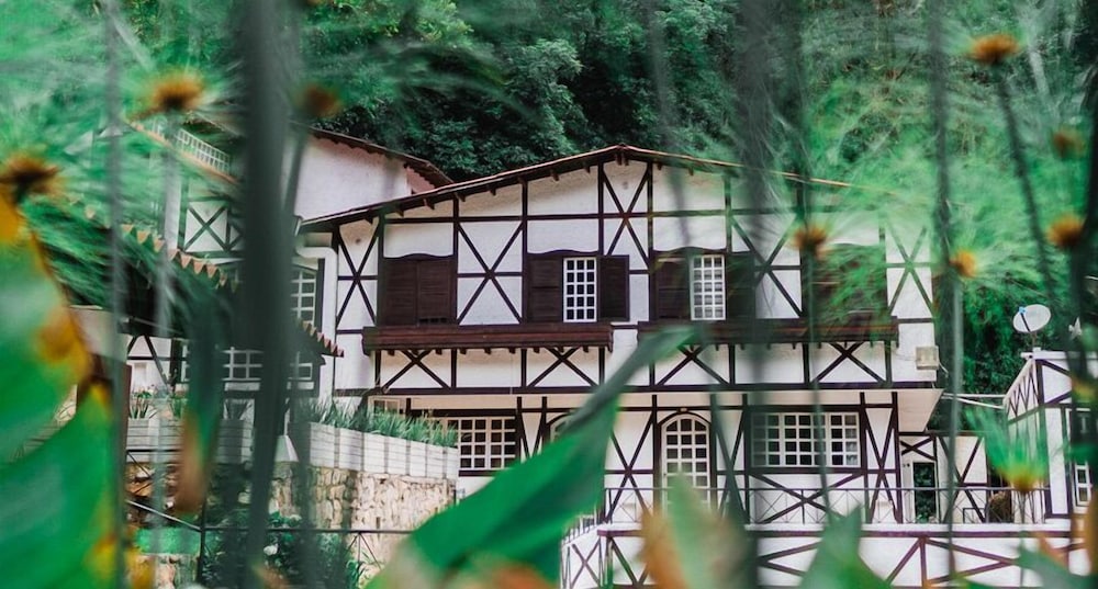 Termales Los Volcanes — hotel in Choconta