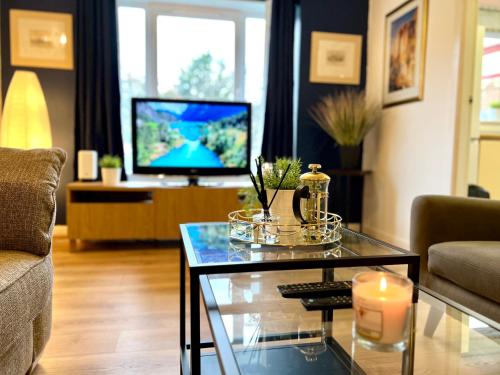 Ground Floor Flat with Free Parking & WiFi — 4-Star Luxury Hotel in Glasgow, United Kingdom