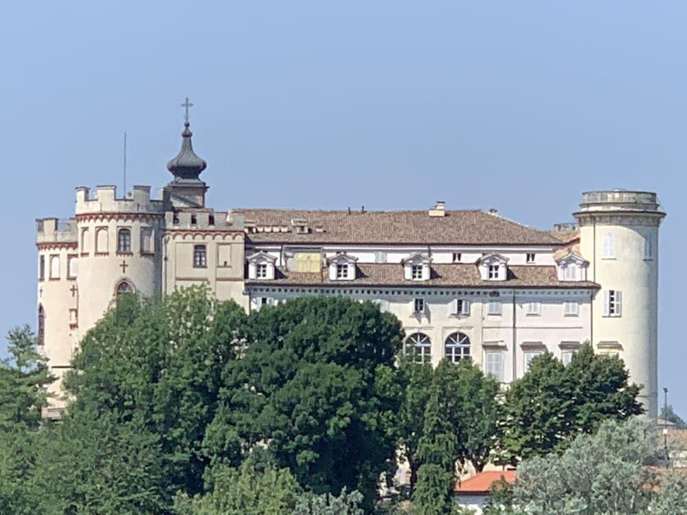Albergo Motta — hotel in Costigliole D'asti