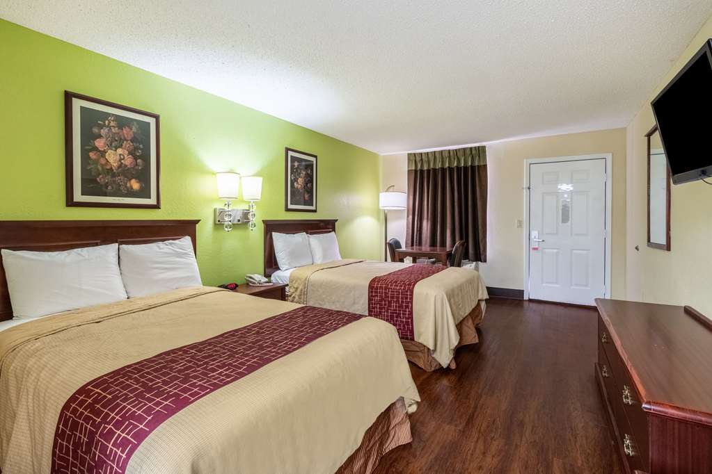 Rodeway Inn Bolivar - photo 22