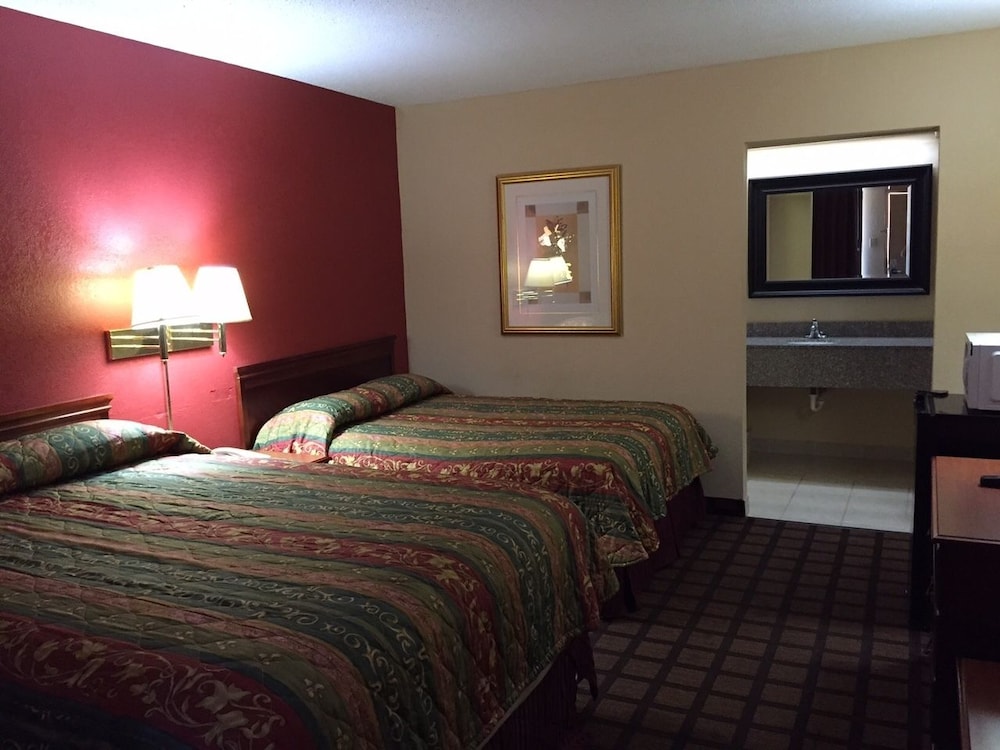 Homelodge Newnan - photo 13