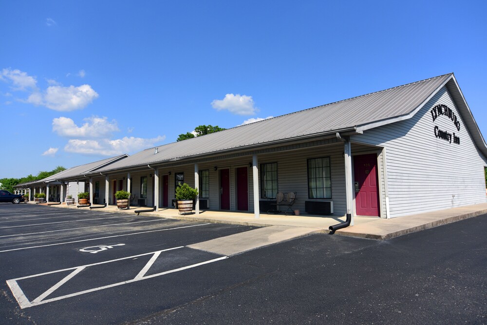 Lynchburg Country Inn - photo 39