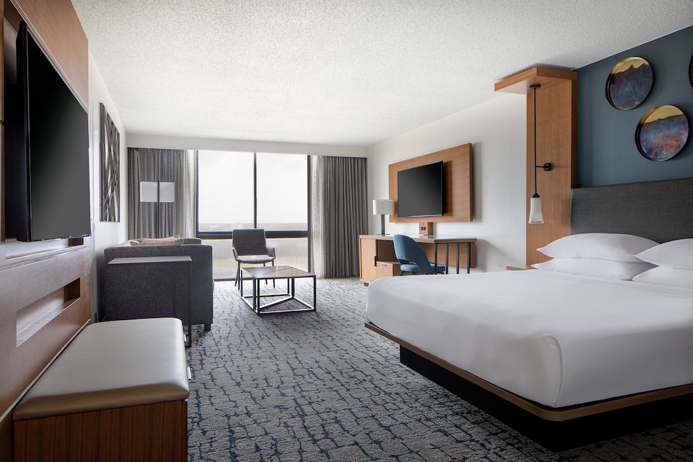 Houston Marriott South at Hobby Airport - photo 7