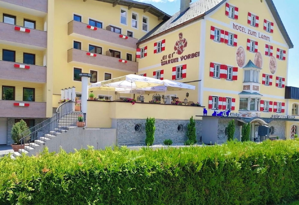 Hotel Zum Lamm — hotel in Tarrenz