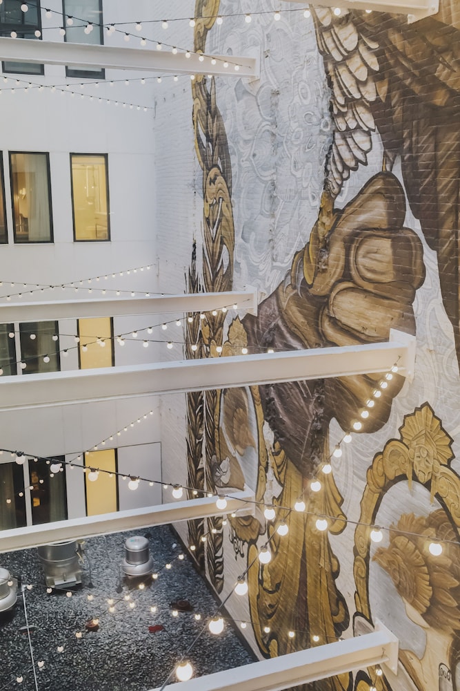 The Peregrine Omaha Downtown Curio Collection by Hilton - photo 103