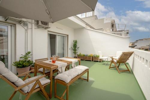 The Rooftop Panoramic Terrace 2 Bedrooms — 4-Star Luxury Hotel in Bari, Italy