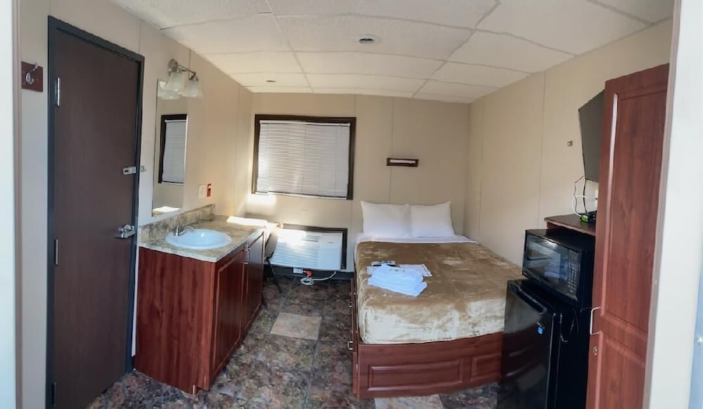 The Armadillo Hotel Karnes City - photo 4