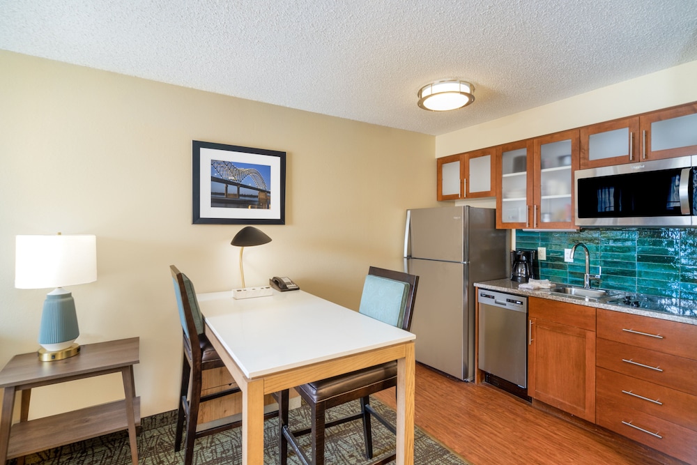 Staybridge Suites Memphis Poplar Ave East by IHG - photo 10