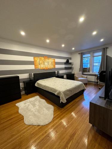 2 Large Bedrooms In Rego Park — 4-Star Luxury Hotel in Rego Park, United States
