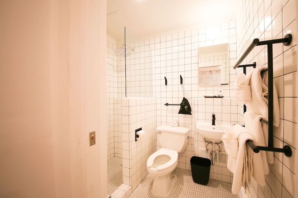 Doxie Hotel - photo 25