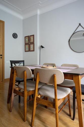 Apartment on Liberty Square with 2BD