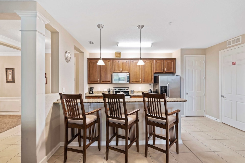 Vista Cay by Orlando Resort Rentals on Universal Boulevard - photo 53