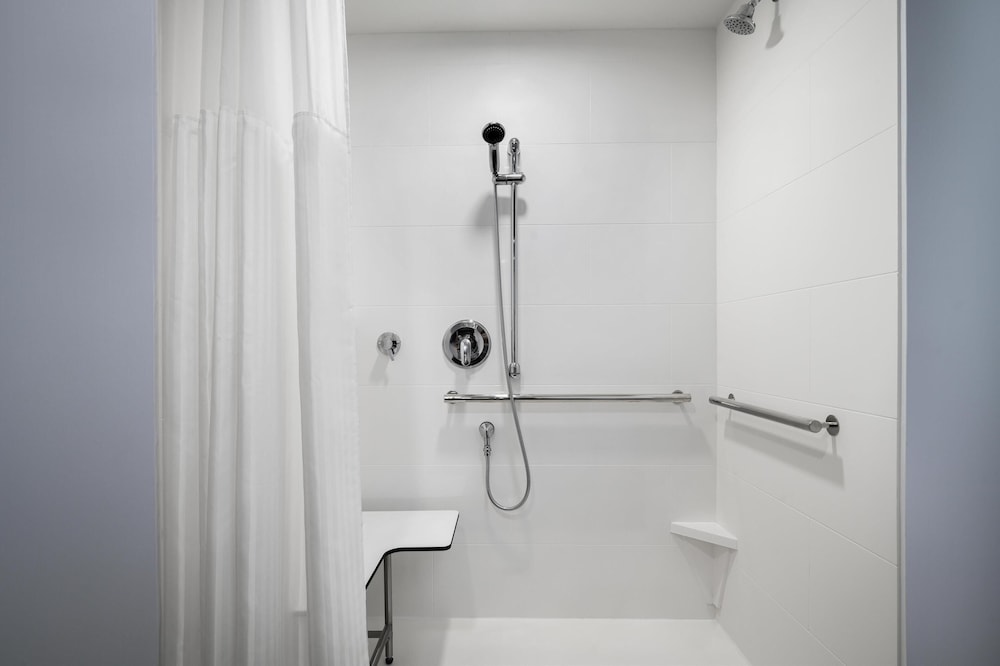 Hilton Garden Inn Orlando I 4 Millenia Blvd Mall - photo 27