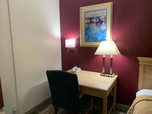 Americas Best Value Inn Tillmans Corner Mobile - photo 8