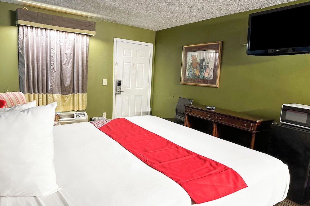 Bonita Lakes Inn by Capital O Meridian I20 - photo 26