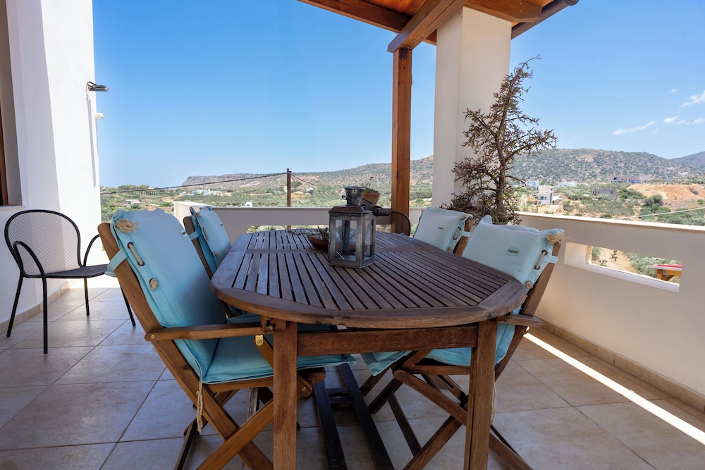 Serene Retreat Sisi in Sision, Greece