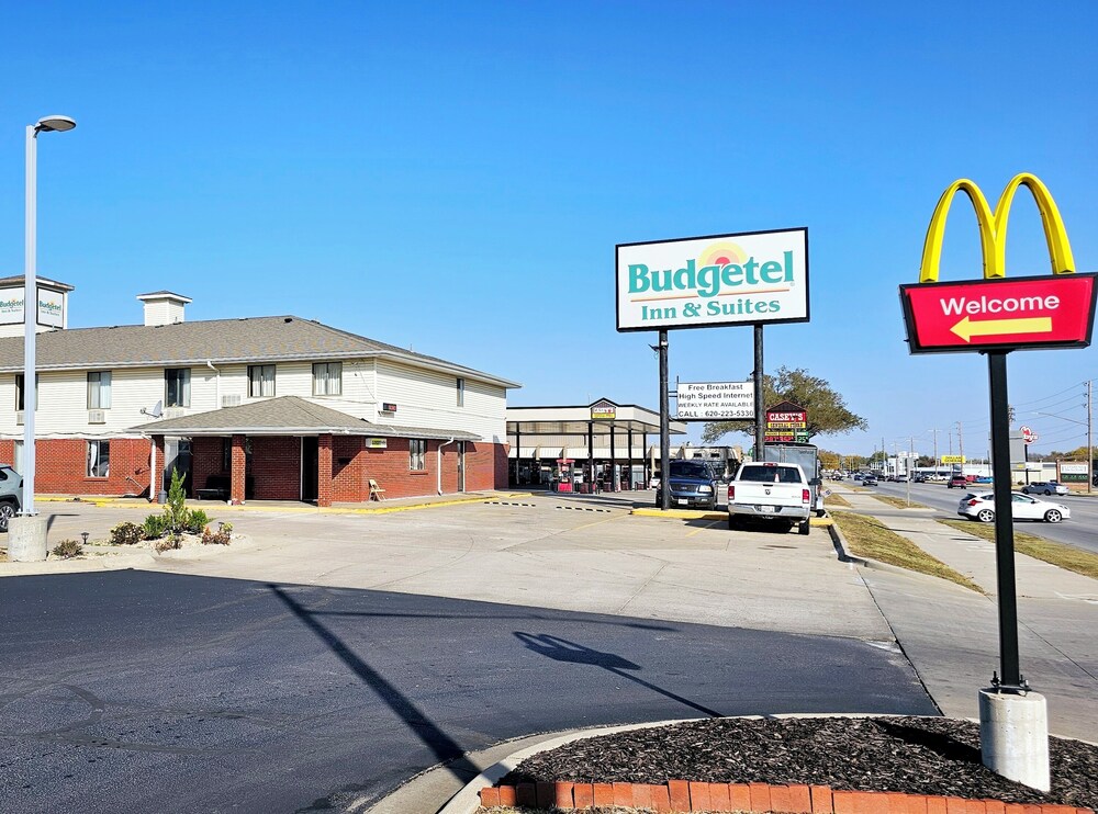 Budgetel Inn and Suites — hotel in Fort Scott