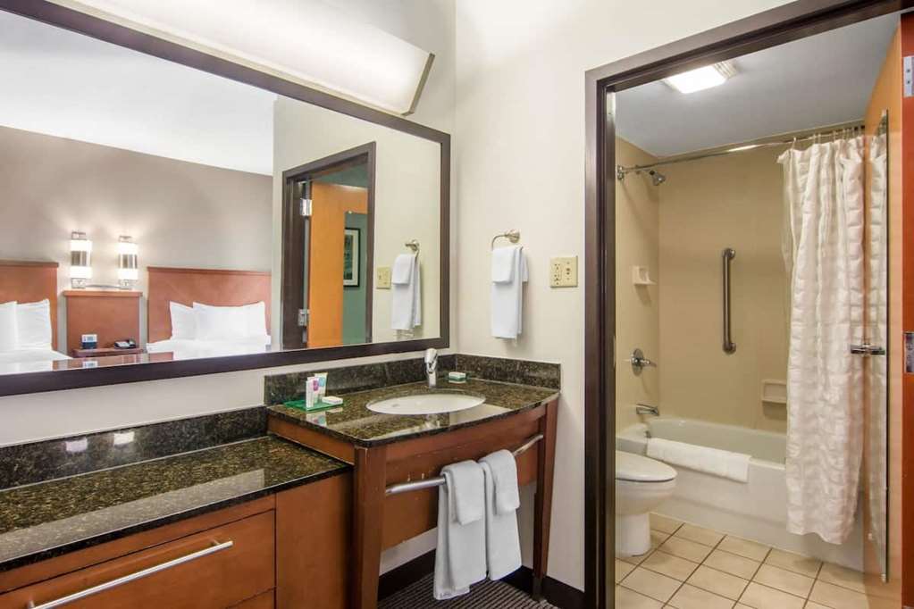 AmericInn by Wyndham Stonecrest near Atlanta - photo 12
