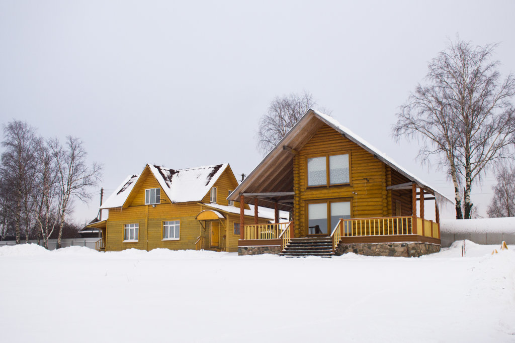 Priozer'E Hotel — hotel in Belozersk