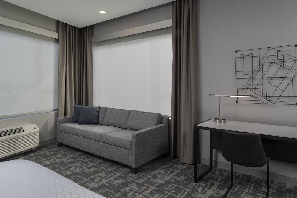 Staybridge Suites Boston Logan Airport Revere by IHG - photo 11