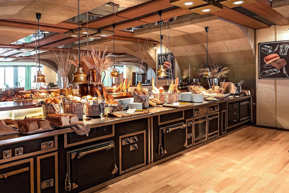 מזון ומשקאות