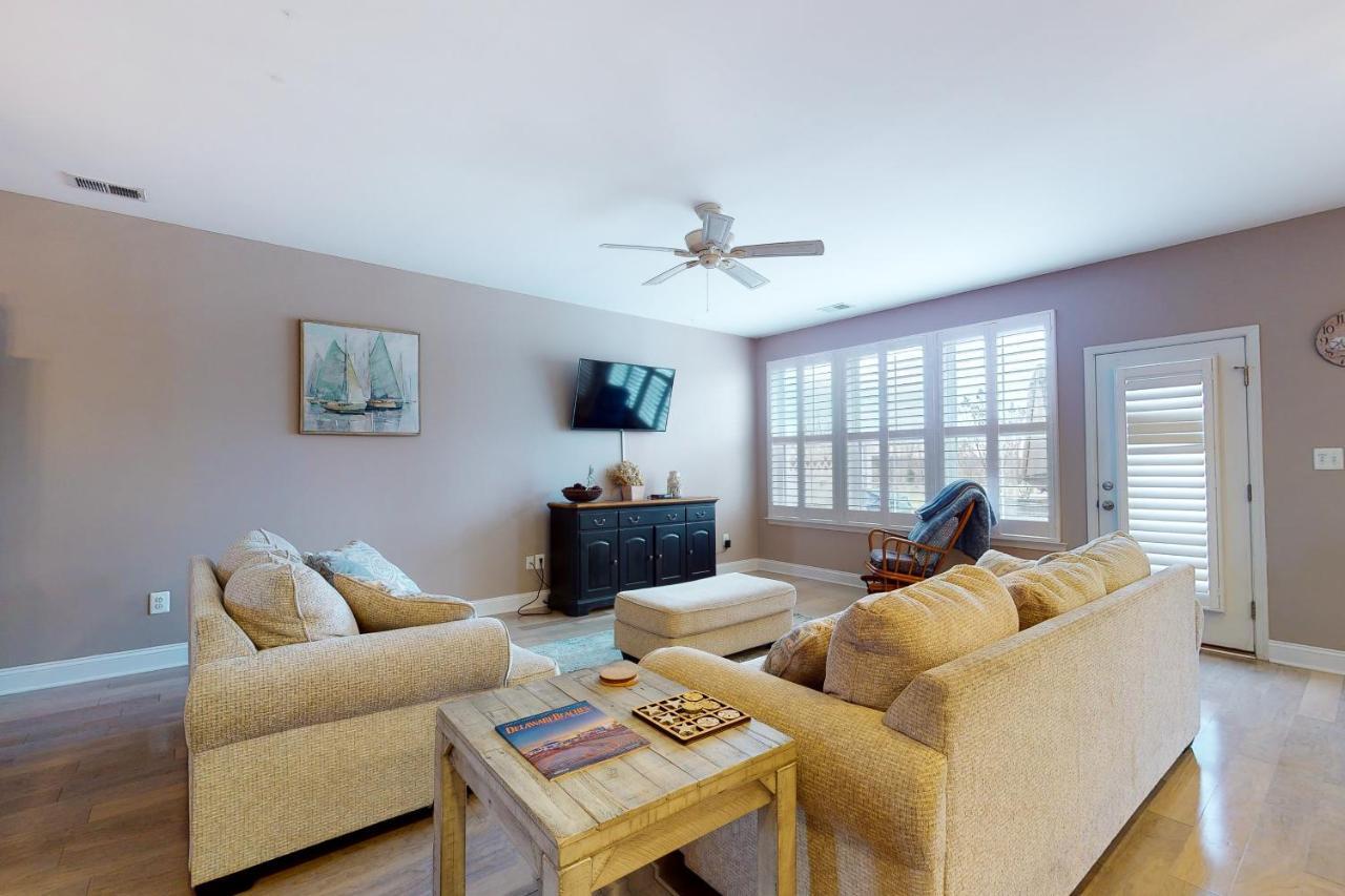 Bishops Landing 16985 Bellevue — Millville — photo 5