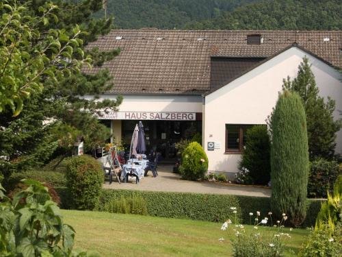Hotel Haus Salzberg garni - carbon neutral hotel in Schleiden