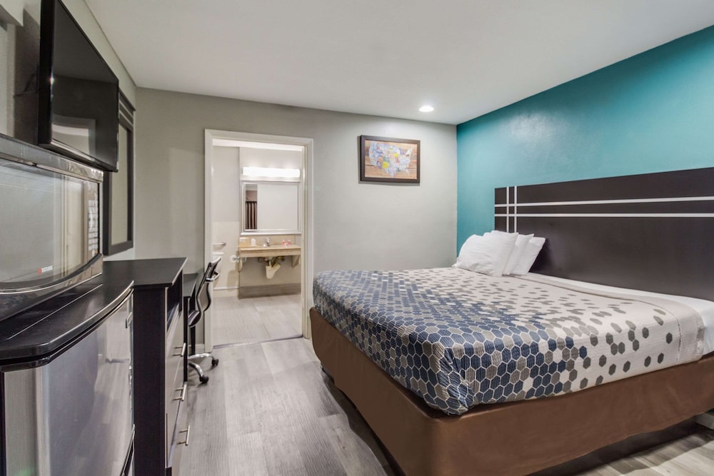 Prestige Inn - photo 5