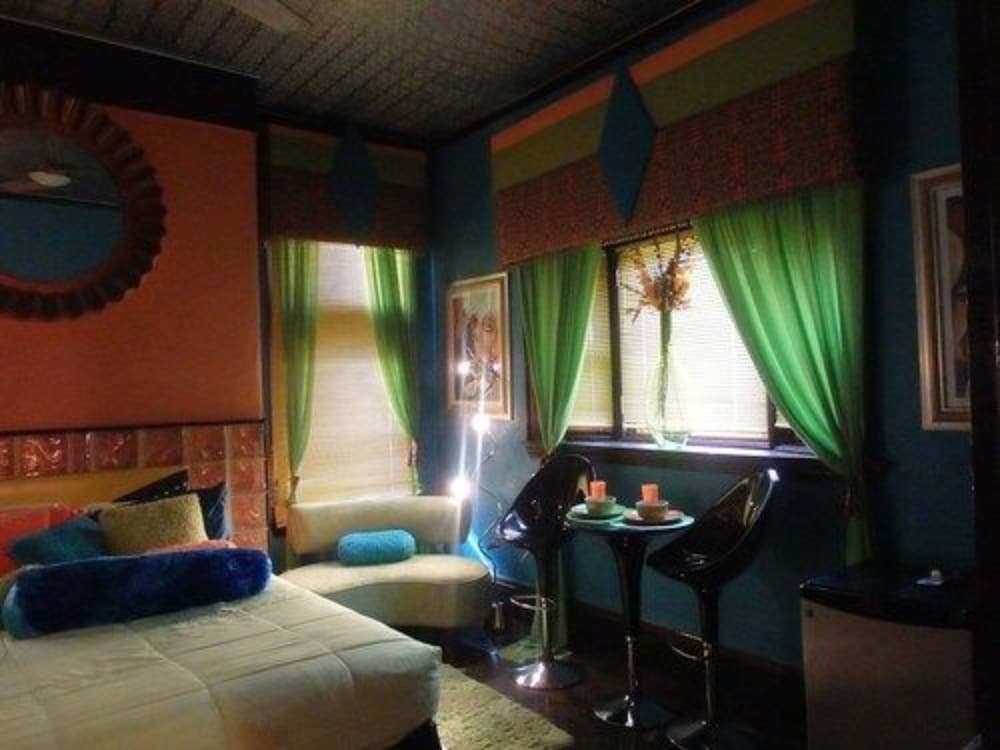 Central West End B&B - photo 18