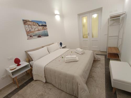 Le meraviglie di Palermo Casa Vacanze Holiday House — 4-Star Luxury Hotel in Palermo, Italy