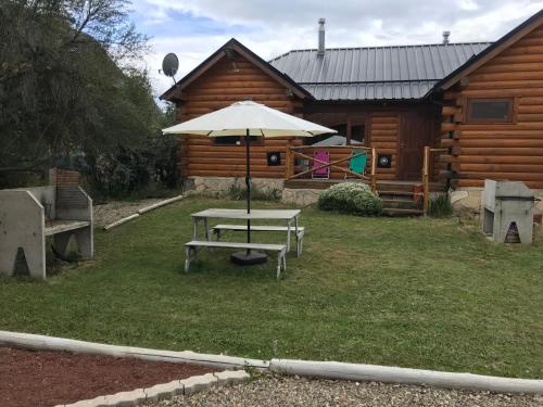 Cabañas Ruca wenüy 02 — 4-Star Luxury Hotel in San Carlos De Bariloche, Argentina