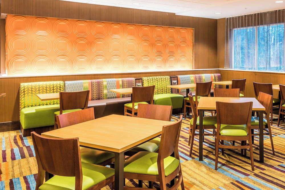 Fairfield Inn & Suites by Marriott Atlanta Fairburn - photo 36