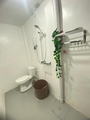 Inn Convenience — Unknown City — photo 2