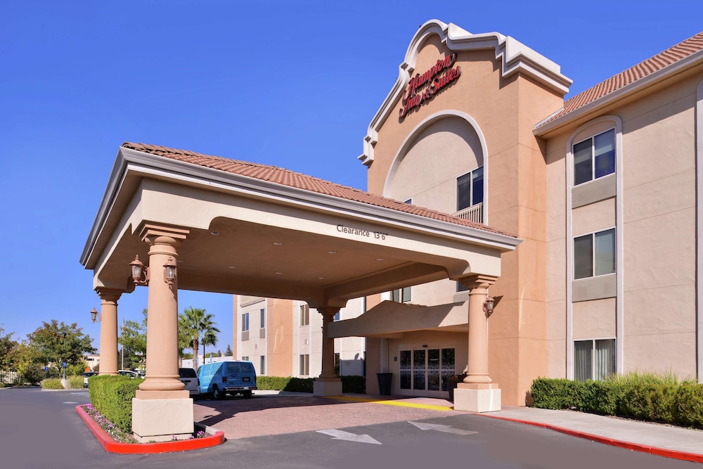 Hampton Inn & Suites Woodland Sacramento Area - photo 51