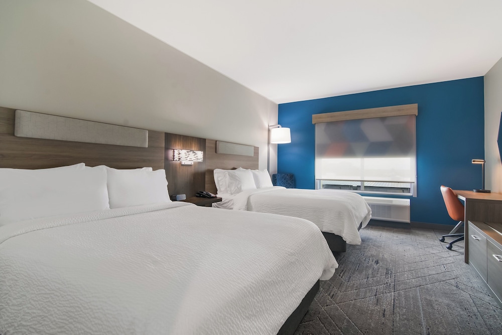 Holiday Inn Express & Suites Springdale Fayetteville Area - photo 6