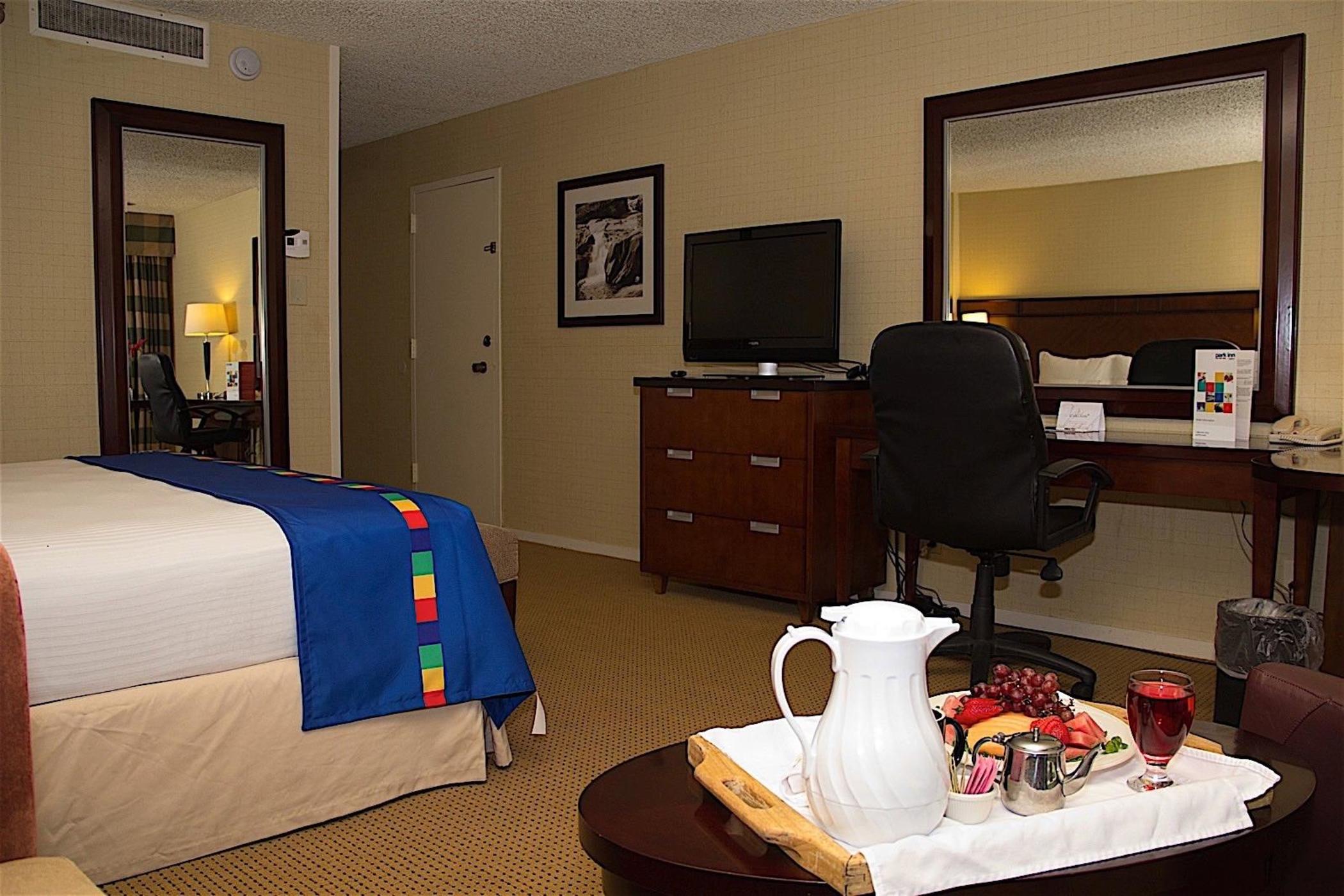 The Hotel Fresno - photo 16