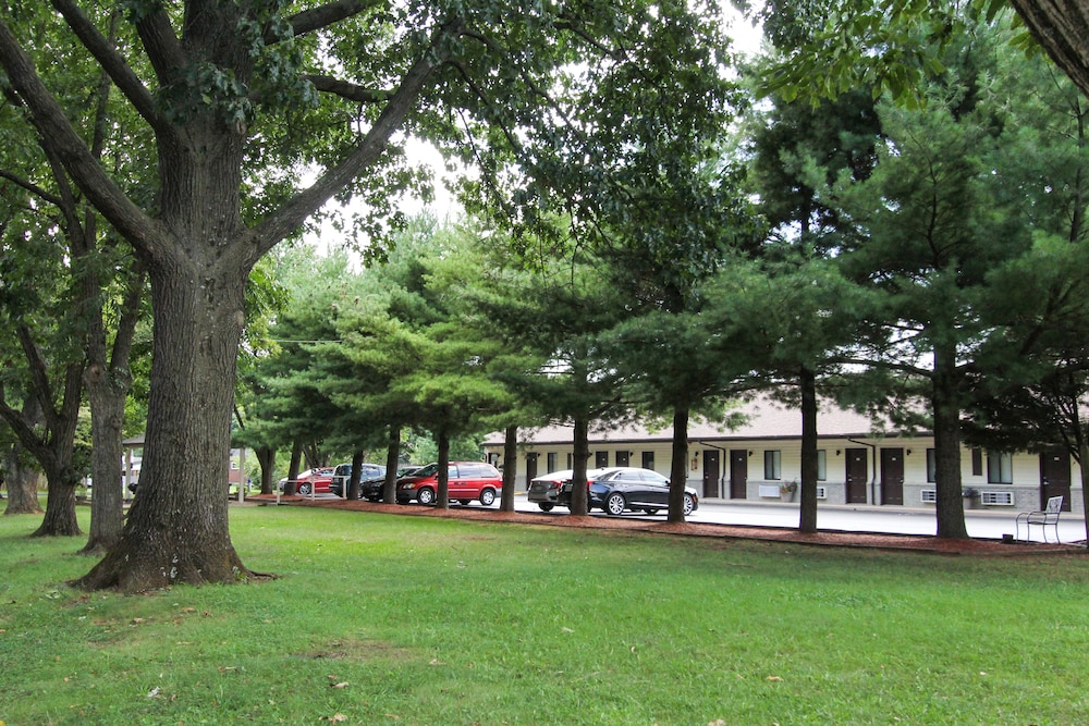 Affordable Corporate Suites Lanford - photo 62