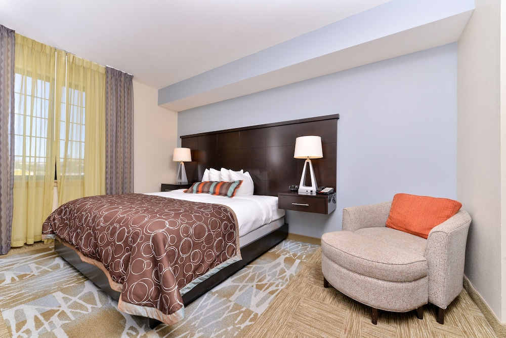 Staybridge Suites Stone Oak an IHG Hotel - photo 2